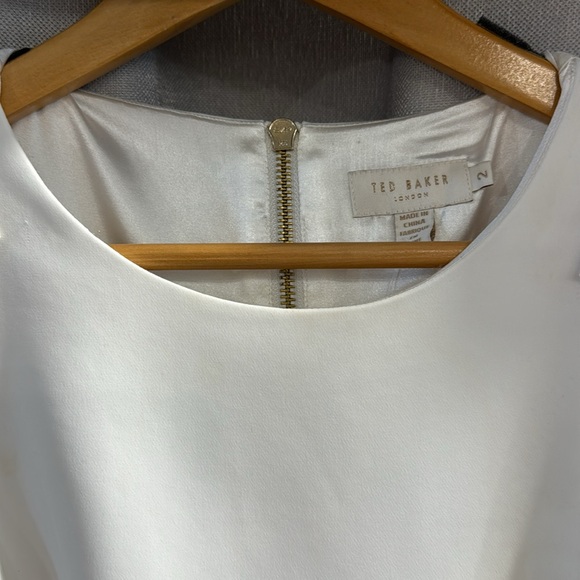 Ted Baker - Picture 2 of 4